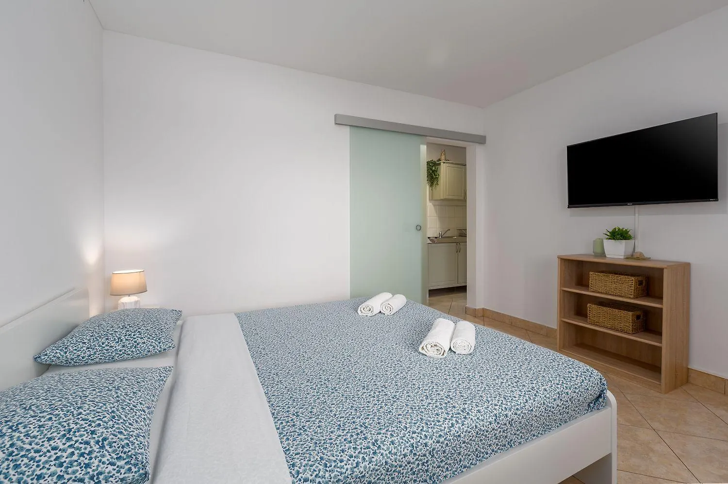 Idyllisches Apartment Nur 600 Meter Zum Strand Mit Privater Terrasse, Wifi, Parkplatz Poreč 0*,